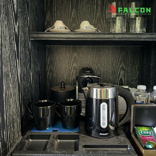 ấm siêu tốc do Falcon cung cấp